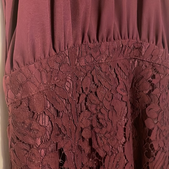 Ruby red cocktail lace dress - Picture 2 of 7